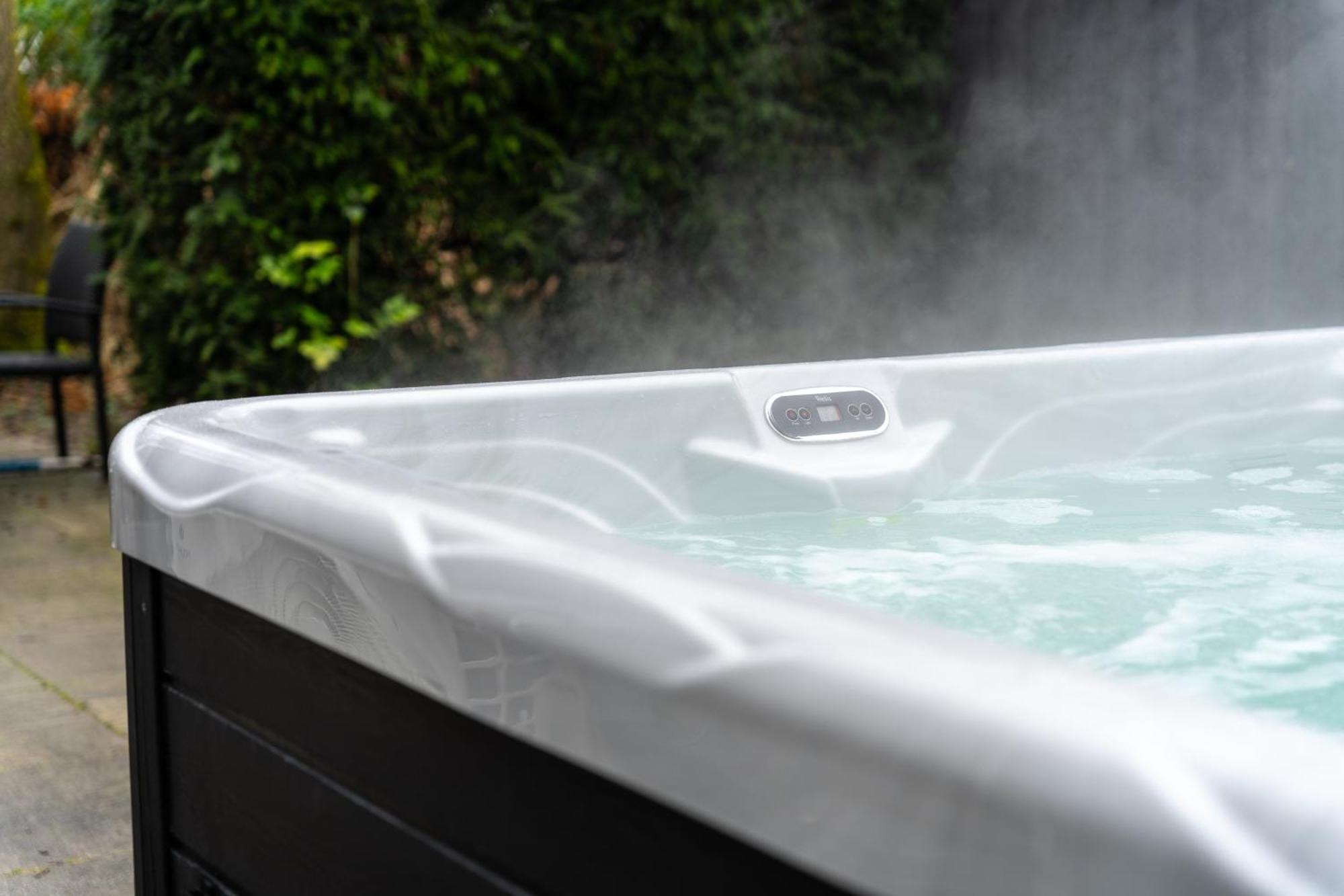 Villa De Luxe Bed &Wellness 's-Hertogenbosch  Esterno foto